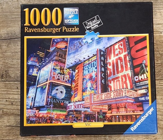 Ravensburger "New York" Colorful Skyline 1000-Piece Jigsaw Puzzle